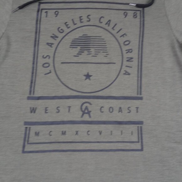 FIFTH SUN LOS ANGELES CA BEAR LOGO HOODED MEDIUM GREEN MENS T-SHIRT L341 - Picture 3 of 4